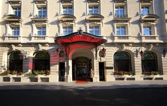 The Prestigious 5-Star Le Royal Monceau Hotel Paris, recognised with Condé Nast Travellers Choice Award 3